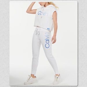 CALVIN KLEIN Performance Ombré-Logo Cropped Hoodie